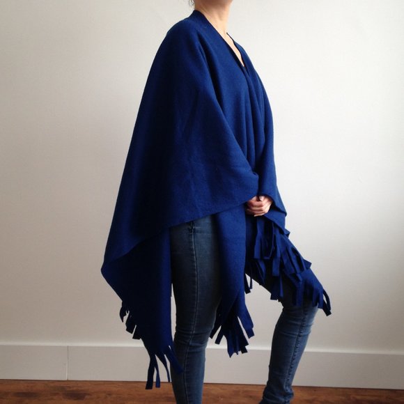 *NWOT* Royal Blue Cozy Polar Fleece Poncho Blanket - Picture 1 of 9